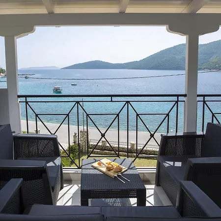 Captain Nick Apart Otel Mikros Gialos