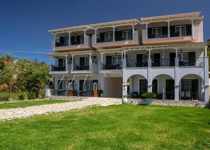 Captain Nick Μικρός Γιαλός