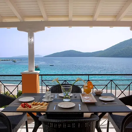Captain Nick Aparthotel Mikros Gialos