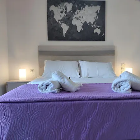 Hotel apartamentowy Captain Nick Mikros Gialos