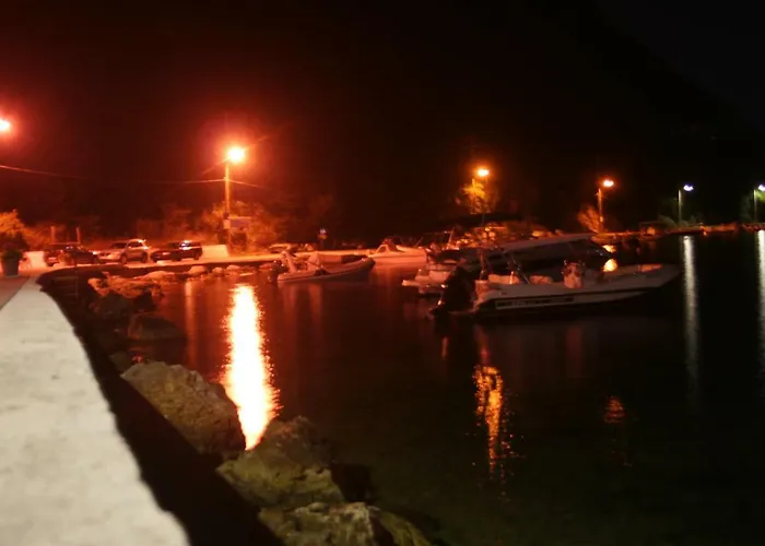 Captain Nick Aparthotel